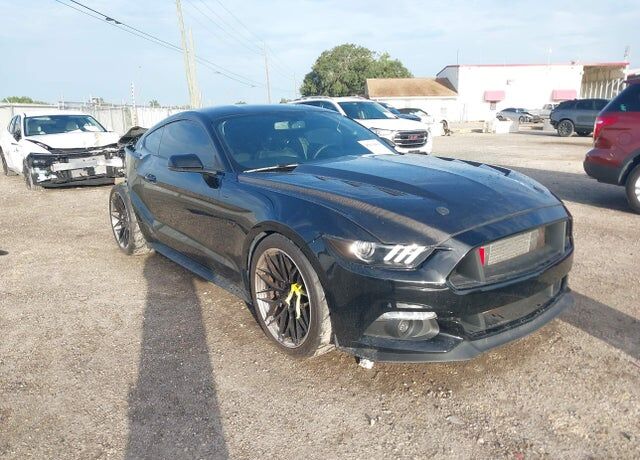 2017 FORD Mustang