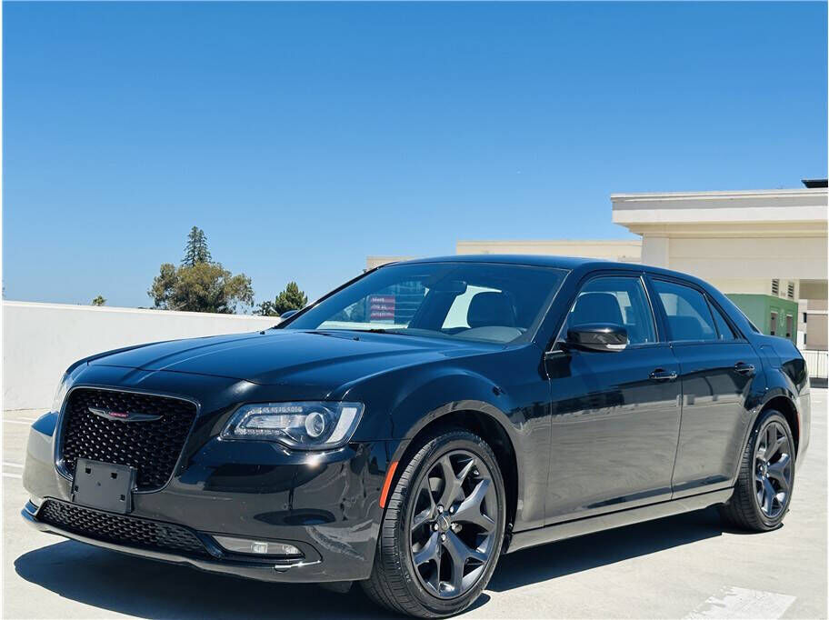 2023 CHRYSLER 300