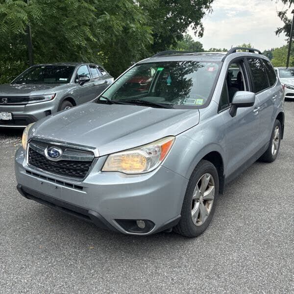 2015 SUBARU Forester