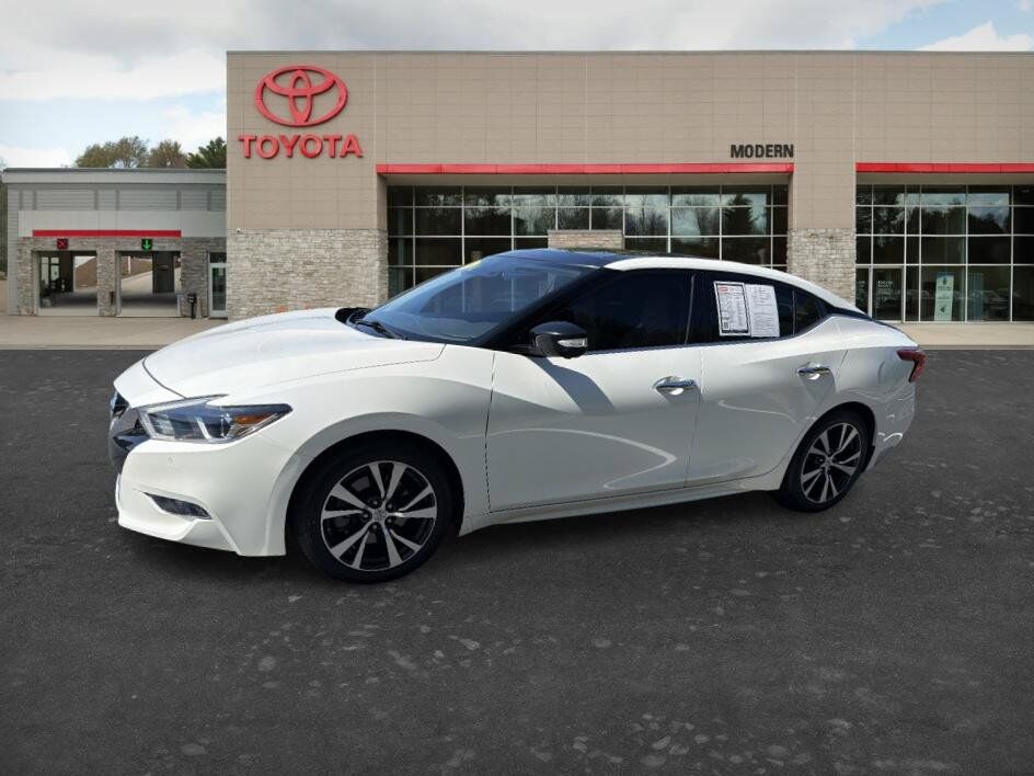 2016 NISSAN Maxima