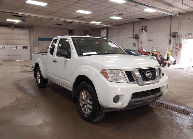 2015 NISSAN Frontier