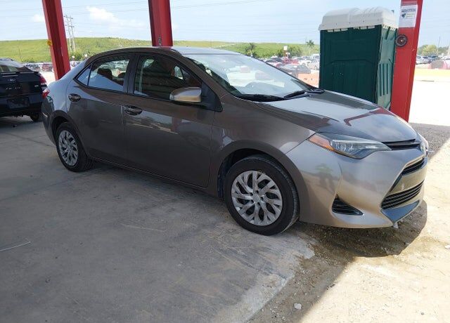 2017 TOYOTA Corolla