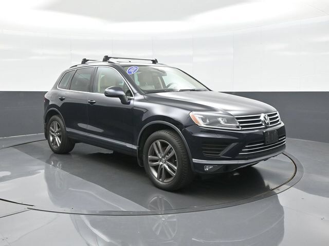 2016 VOLKSWAGEN Touareg