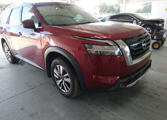2022 NISSAN Pathfinder