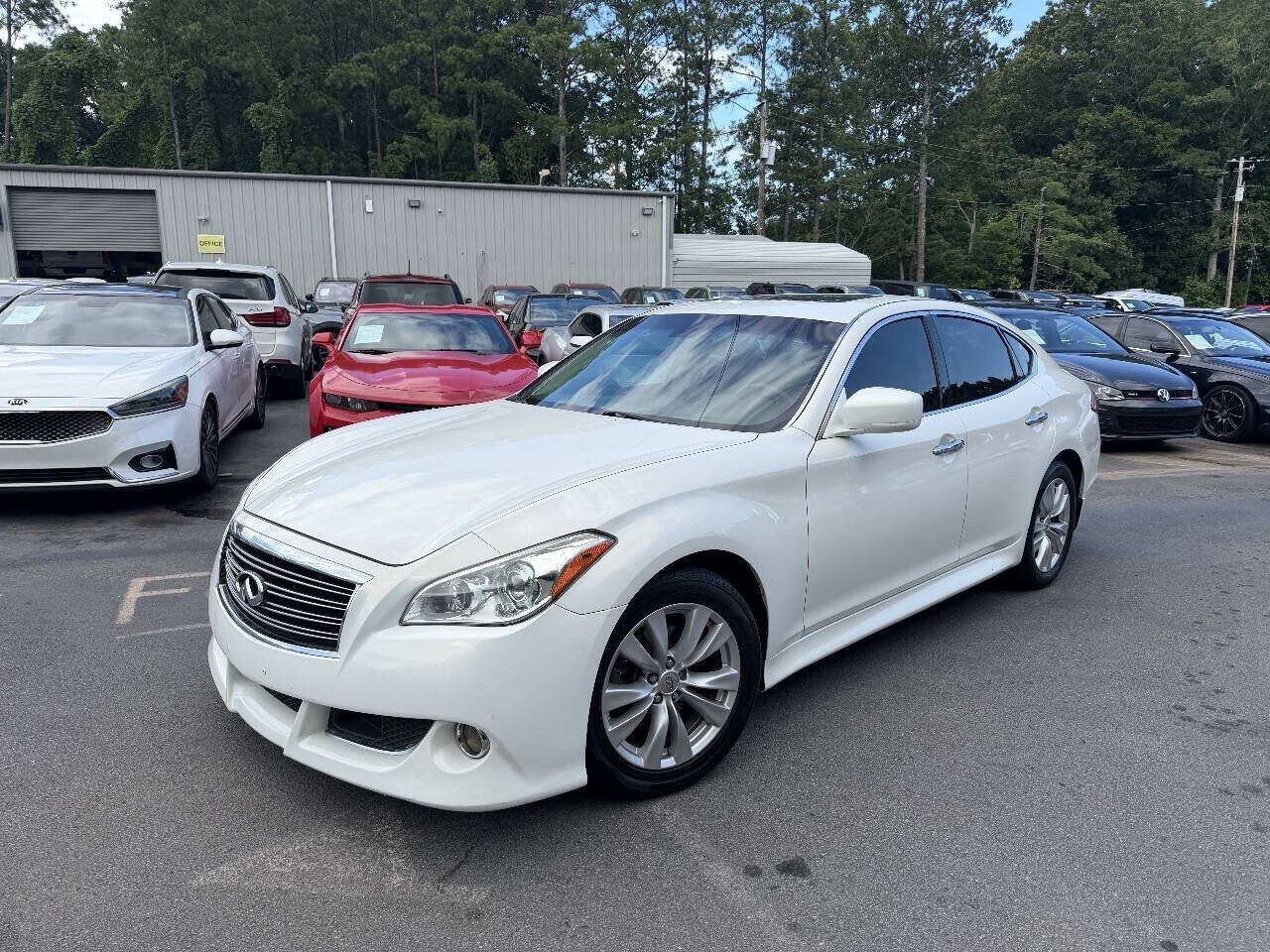 2011 INFINITI M37