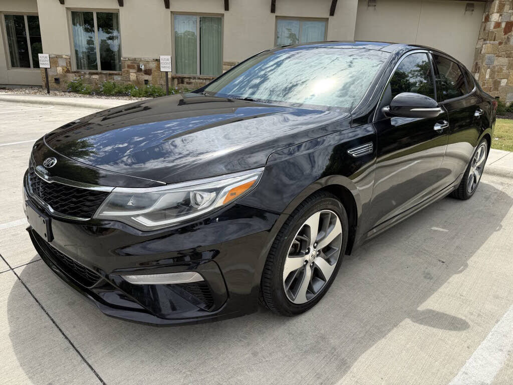 2019 KIA Optima