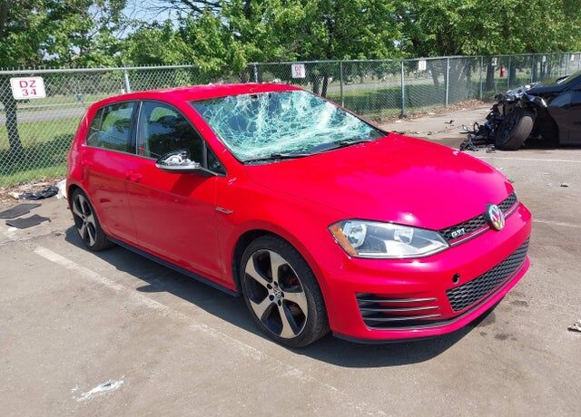 2016 VOLKSWAGEN Golf GTI