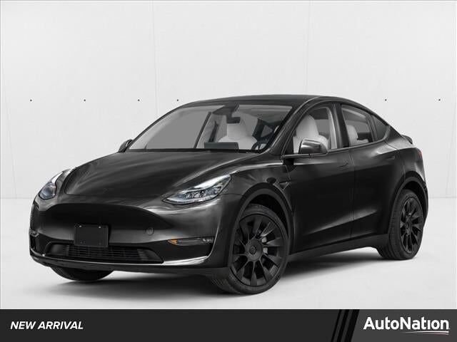 2025 TESLA Model Y