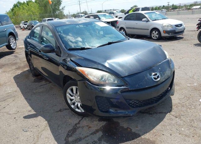 2012 MAZDA Mazda3