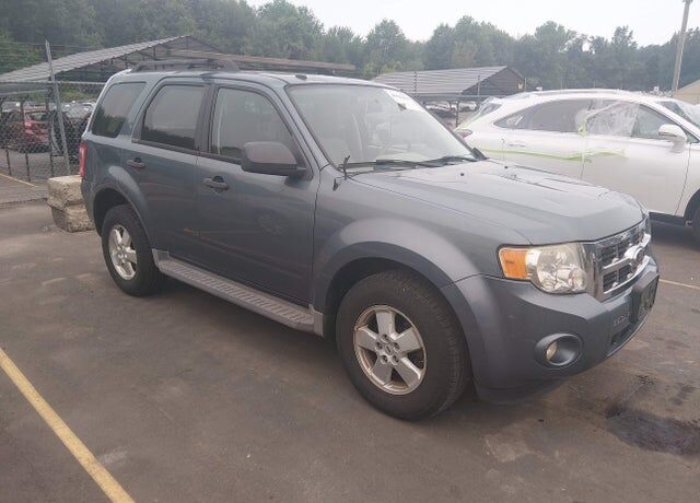 2010 FORD Escape
