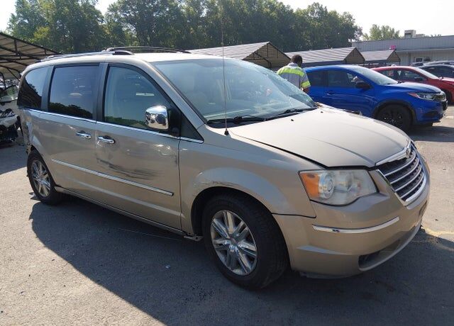 2009 CHRYSLER Town and Country