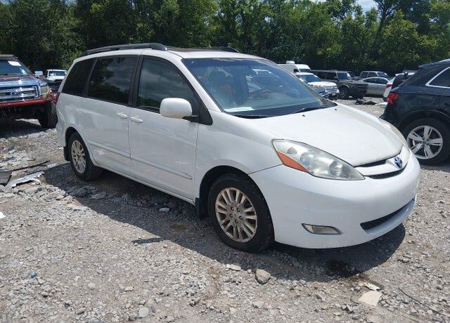 2007 TOYOTA Sienna