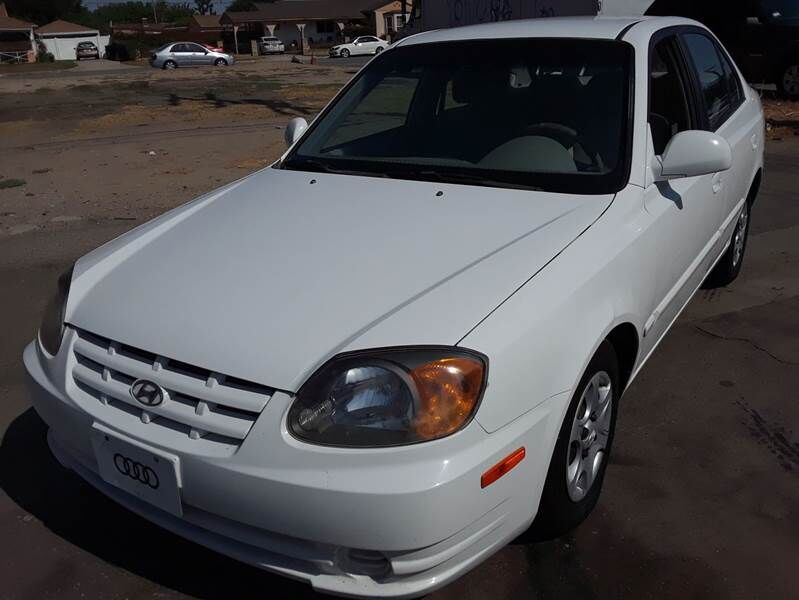 2005 HYUNDAI Accent