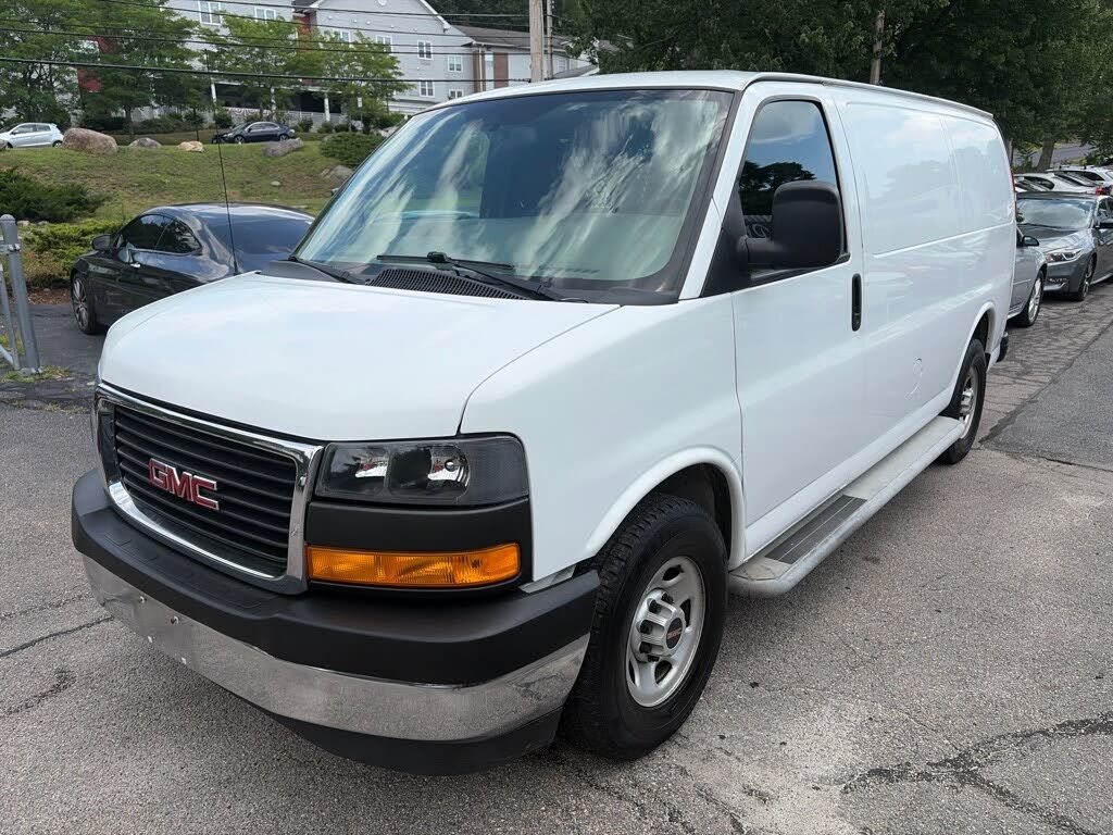 2018 GMC Savana