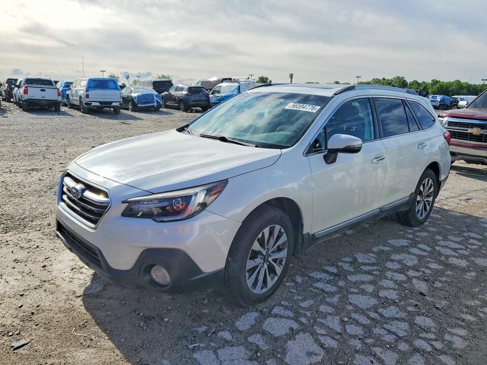 2018 SUBARU Outback