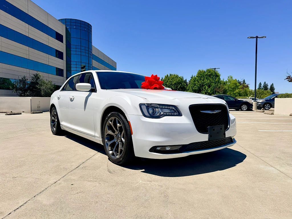 2016 CHRYSLER 300