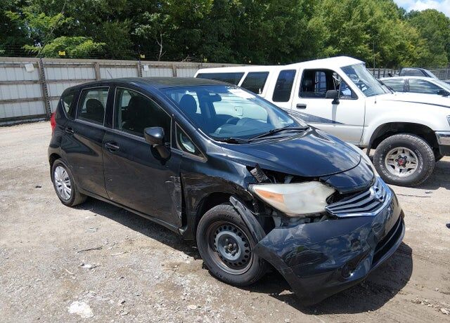2015 NISSAN Versa