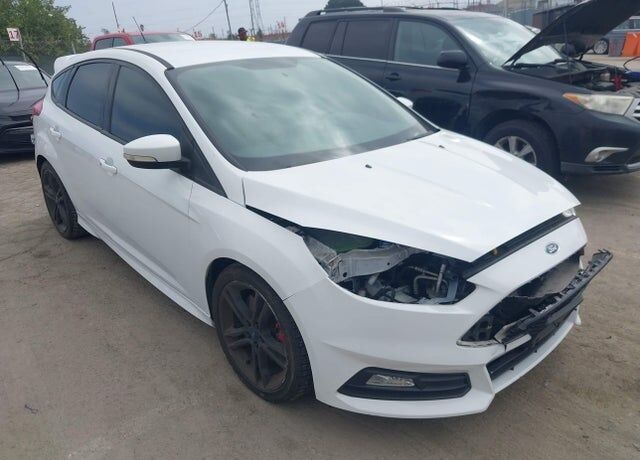 2015 FORD Focus