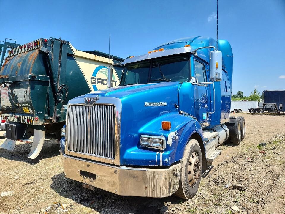2013 WESTERN STAR 4900