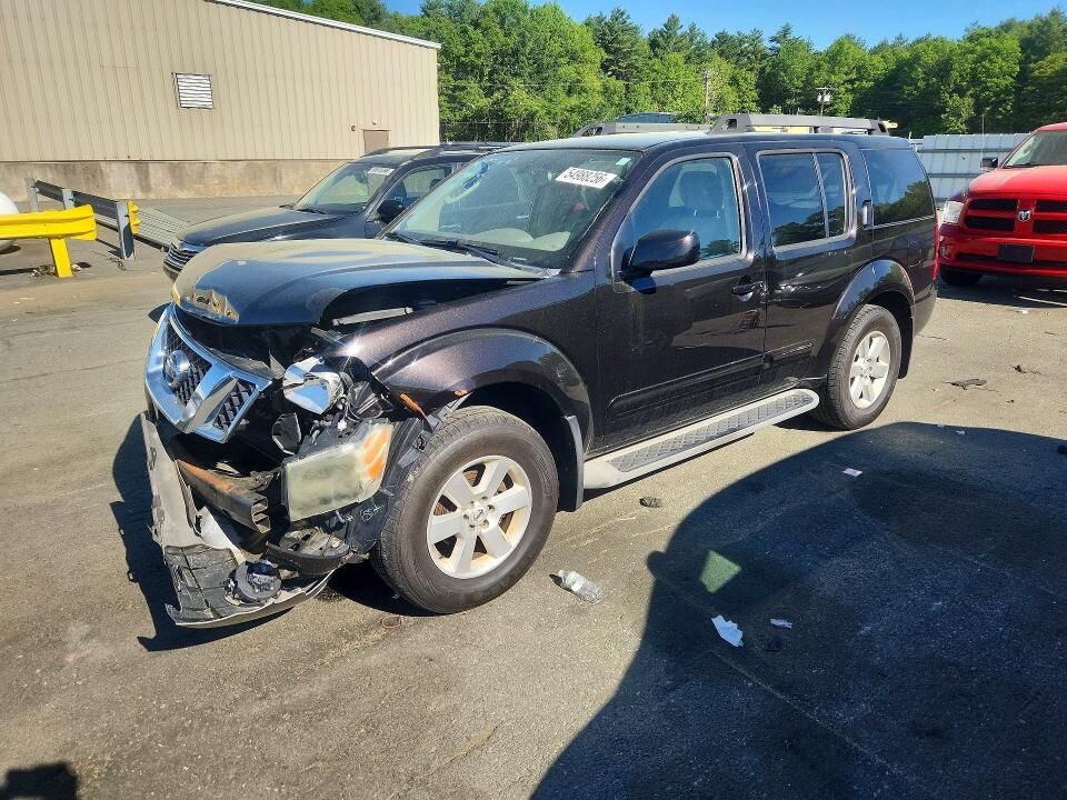 2011 NISSAN Pathfinder