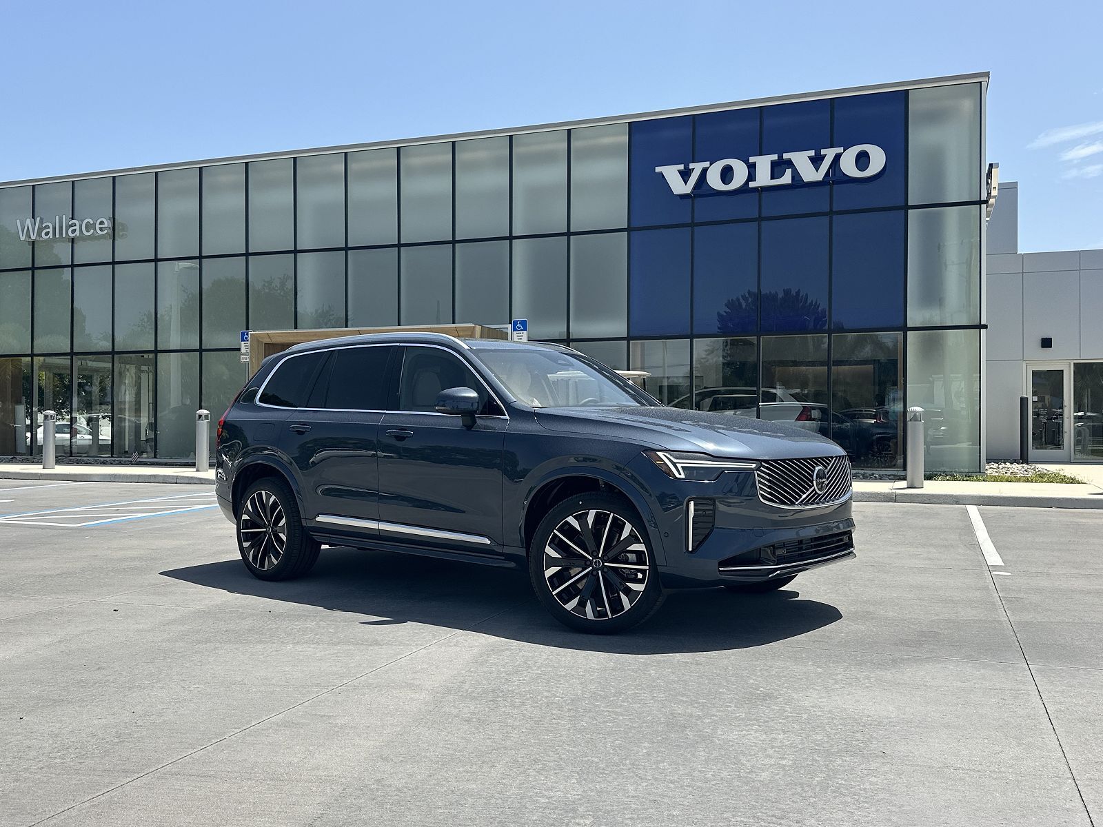 2026 VOLVO XC90