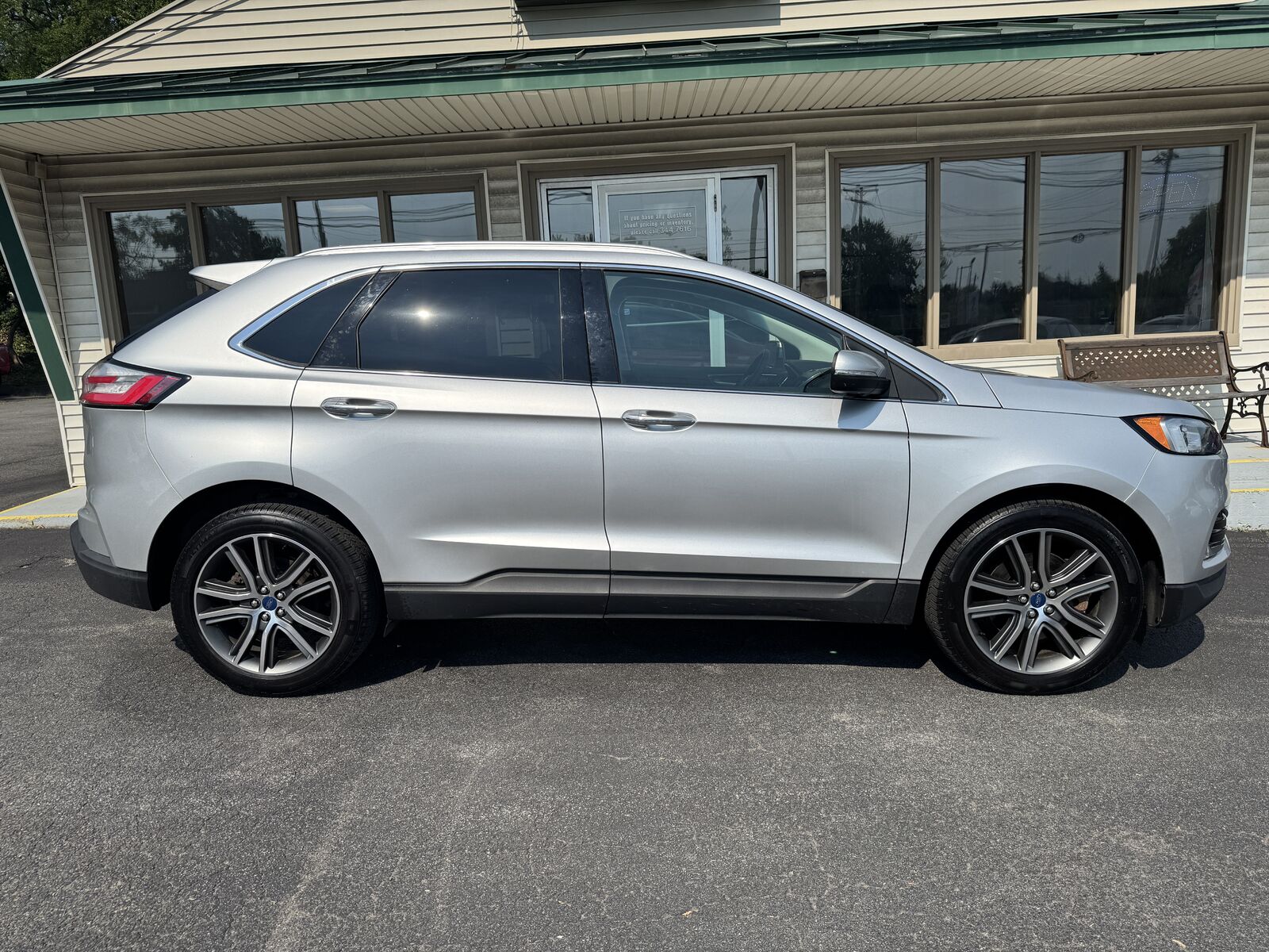 2019 FORD Edge