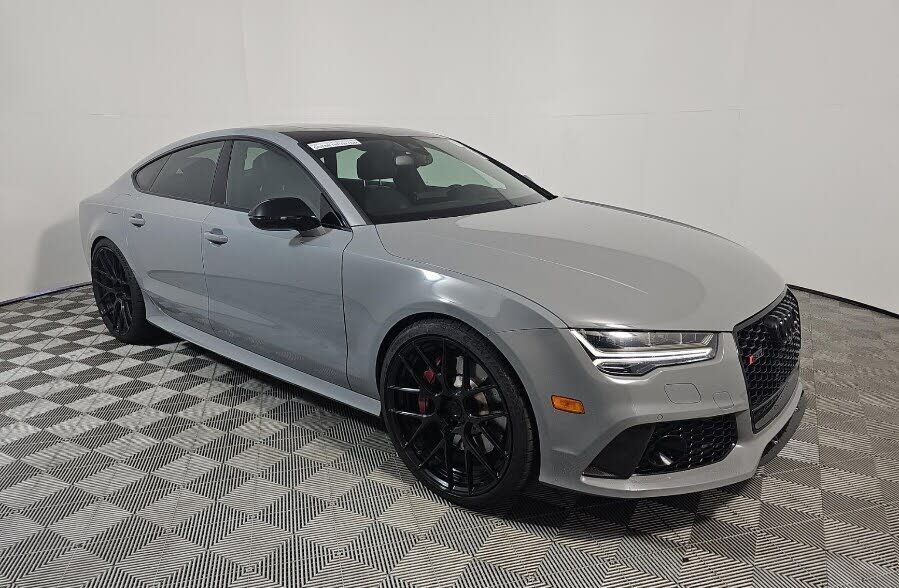 2016 AUDI RS7