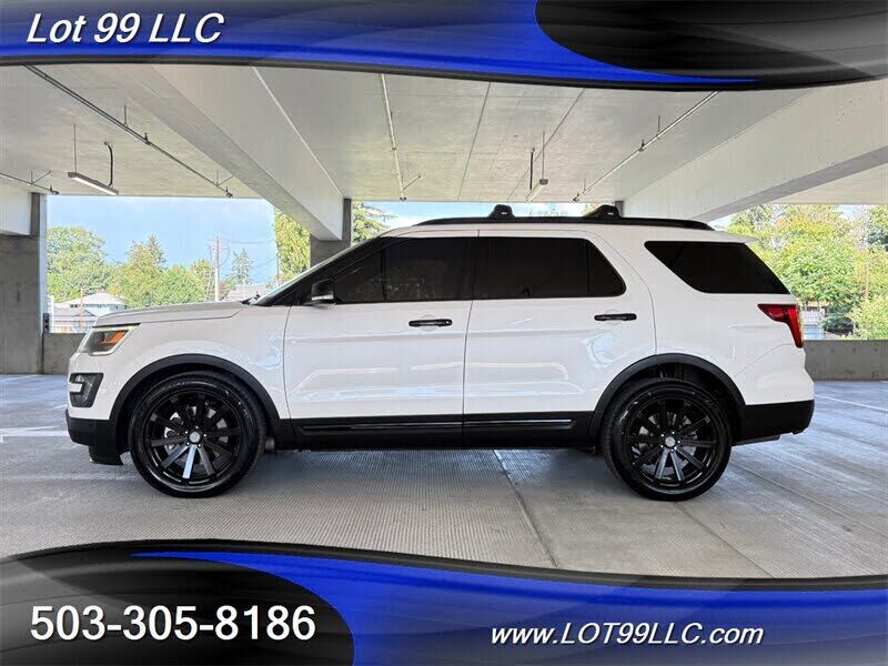 2016 FORD Explorer