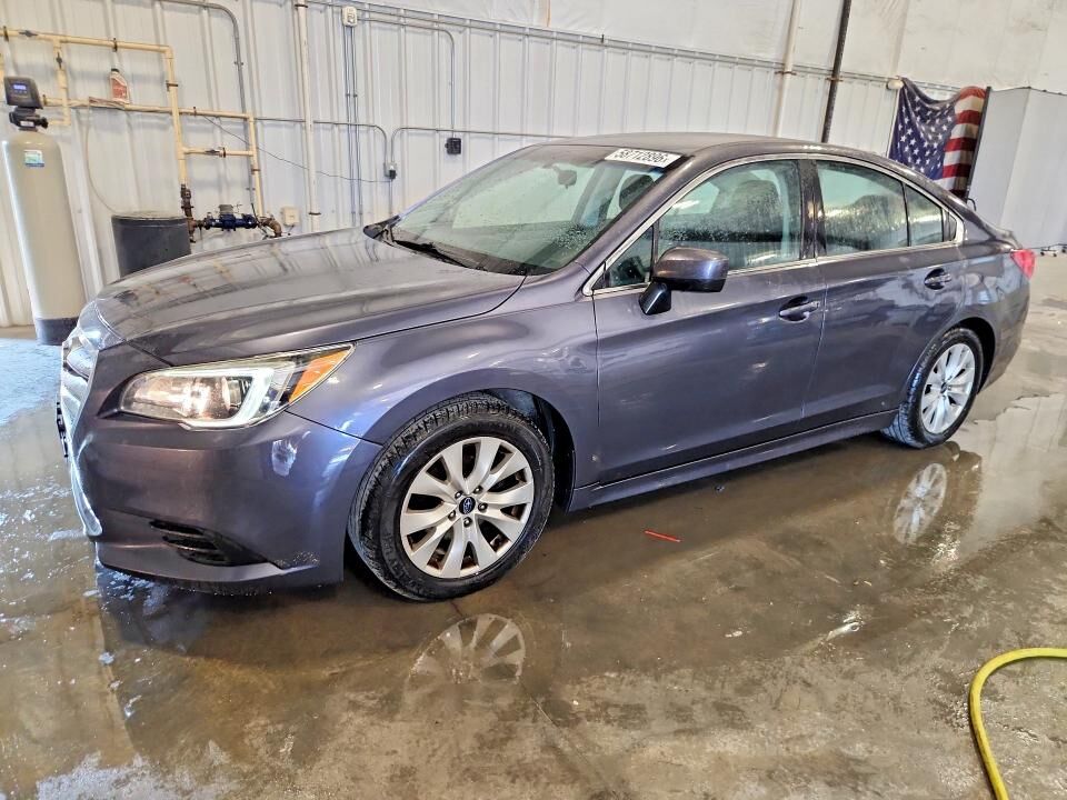 2016 SUBARU Legacy