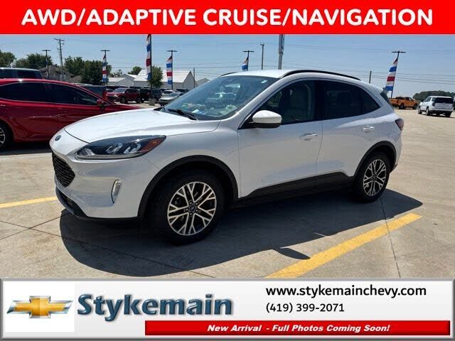 2020 FORD Escape