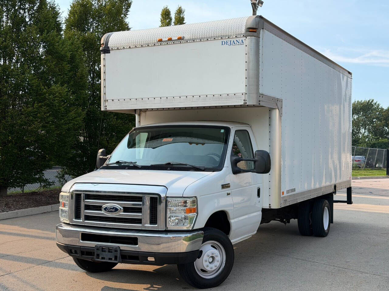 2016 FORD E-350
