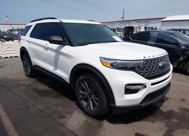 2021 FORD Explorer