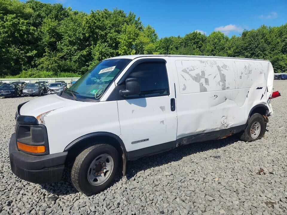 2005 GMC Savana