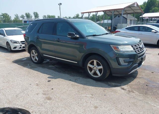 2016 FORD Explorer