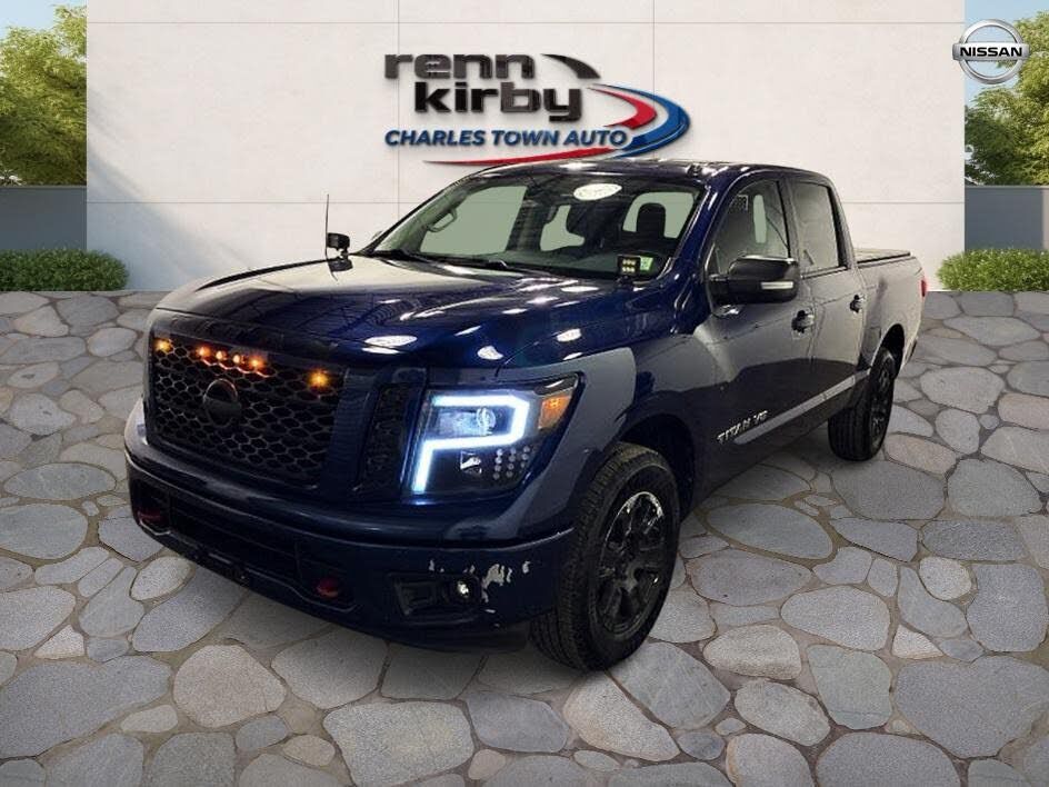2019 NISSAN Titan