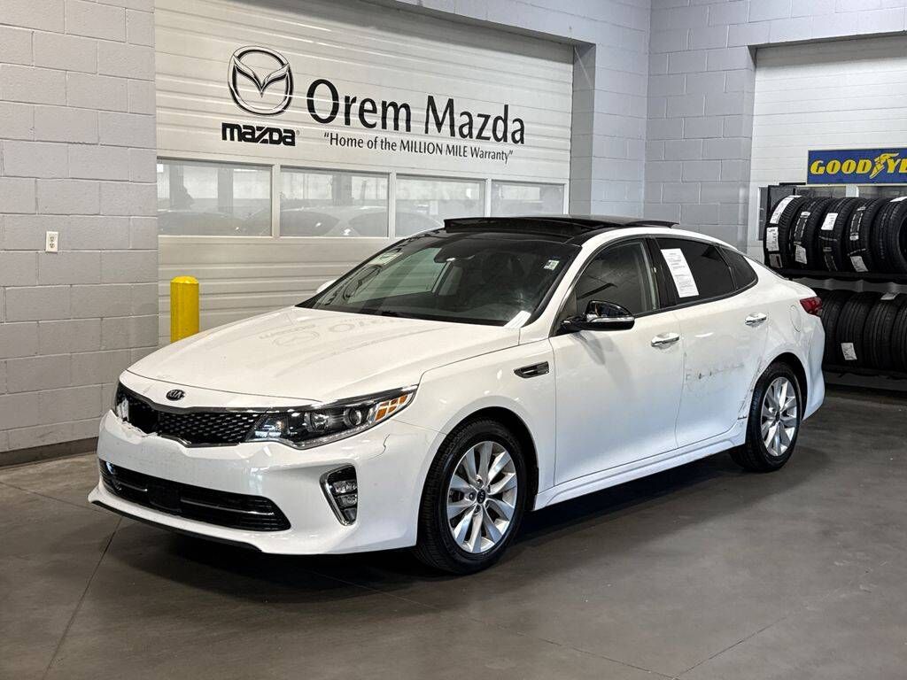 2018 KIA Optima