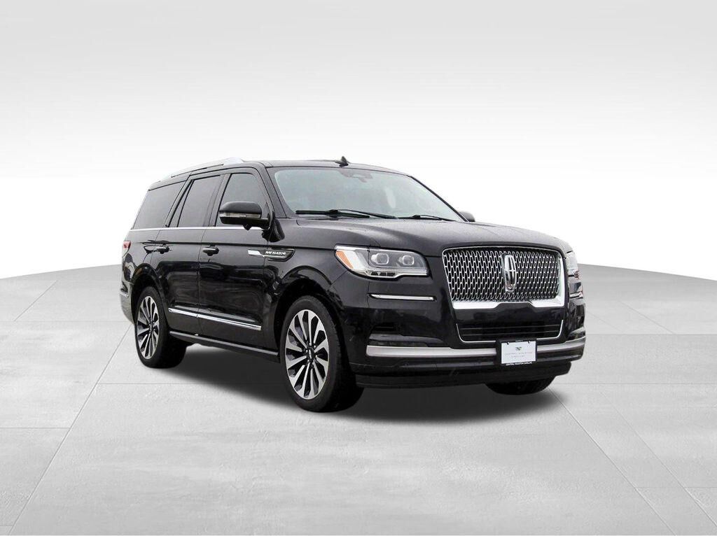 2022 LINCOLN Navigator