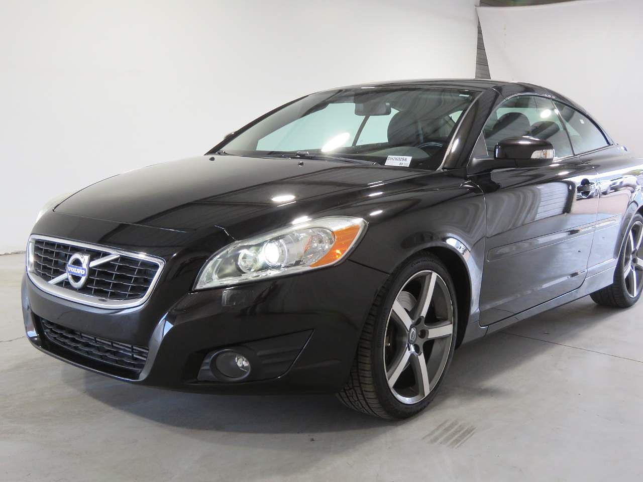 2011 VOLVO C70