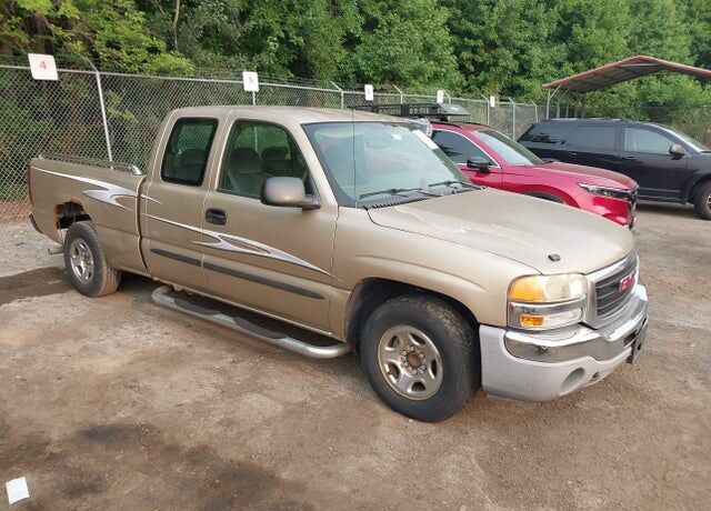 2004 GMC Sierra