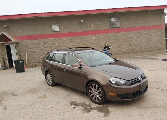 2012 VOLKSWAGEN Jetta SportWagen