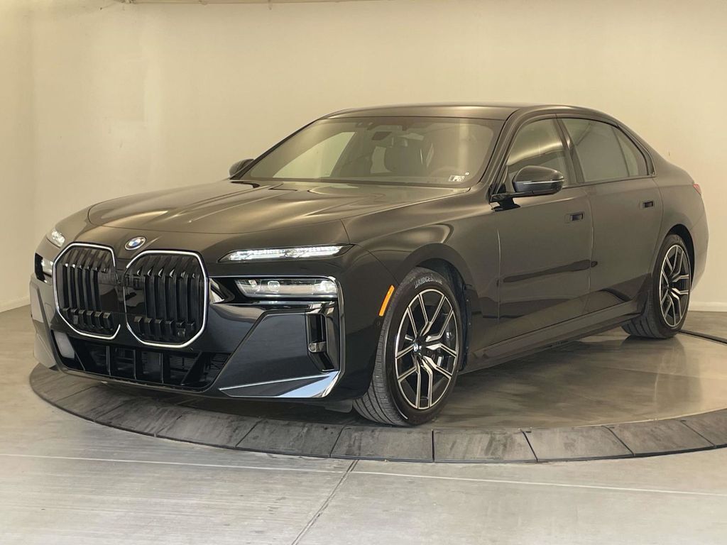 2025 BMW i7