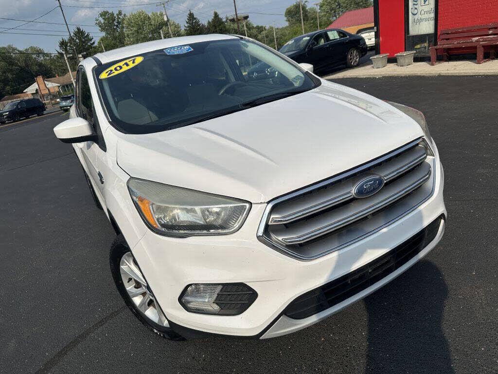 2017 FORD Escape