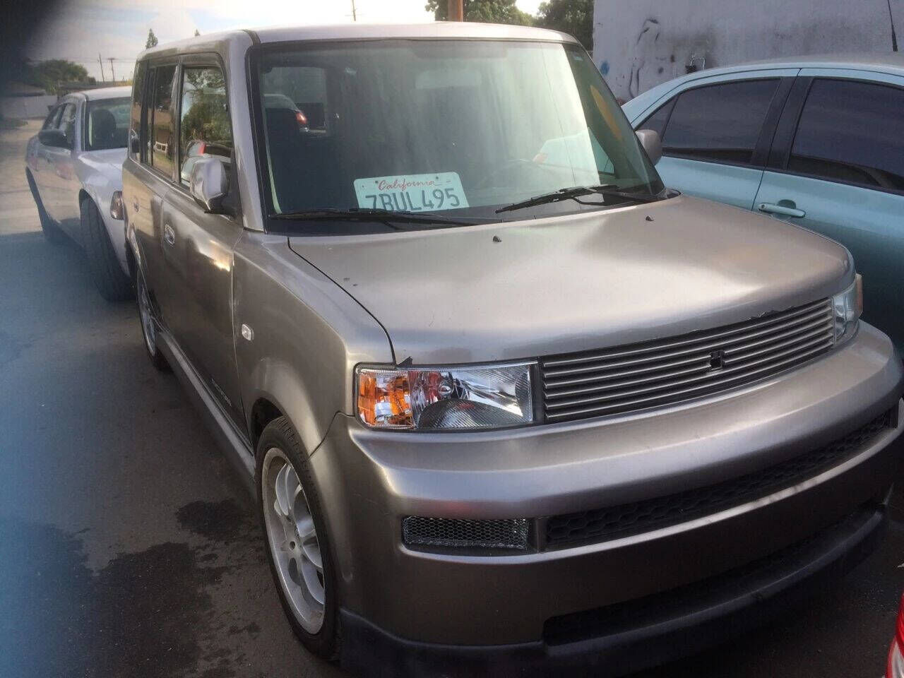 2004 TOYOTA SCION