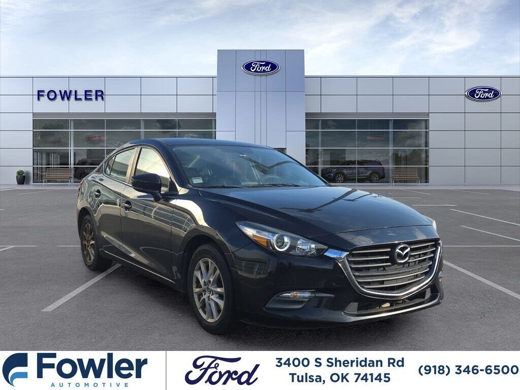 2017 MAZDA Mazda3
