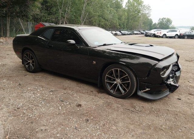 2016 DODGE Challenger