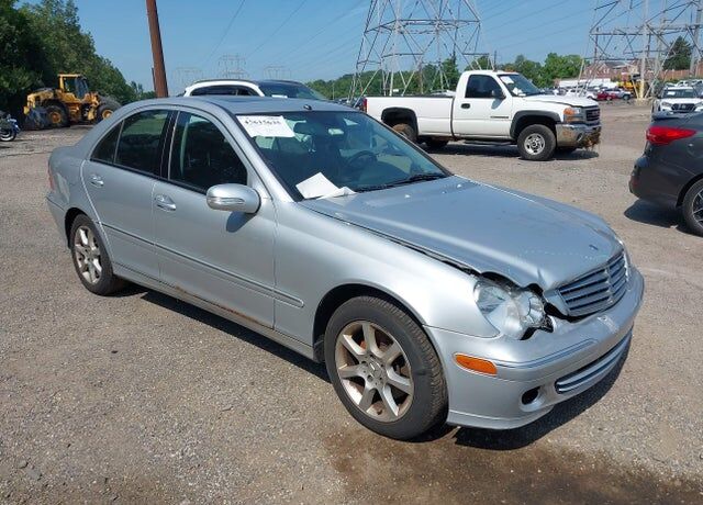 2007 MERCEDES-BENZ C-Class