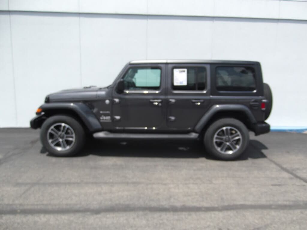 2023 JEEP Wrangler
