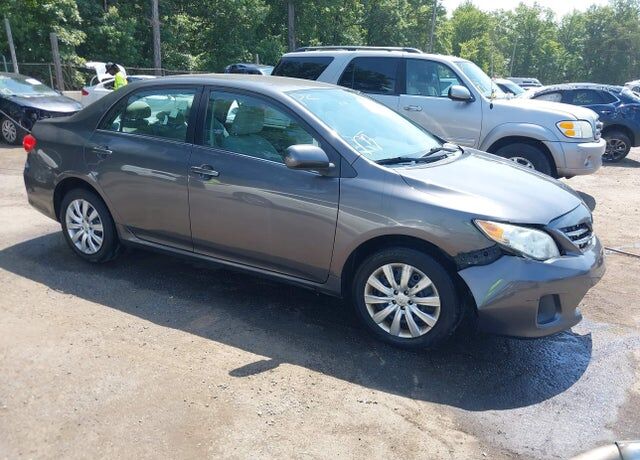 2013 TOYOTA Corolla