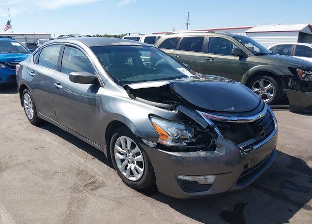 2015 NISSAN Altima