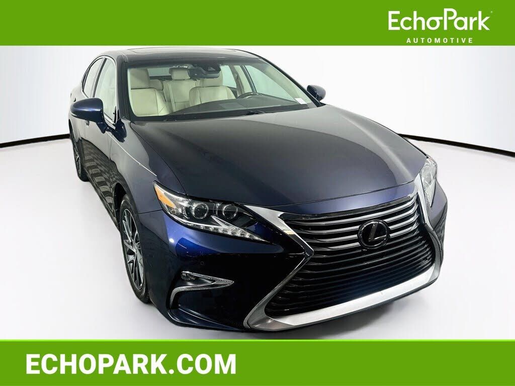 2016 LEXUS ES